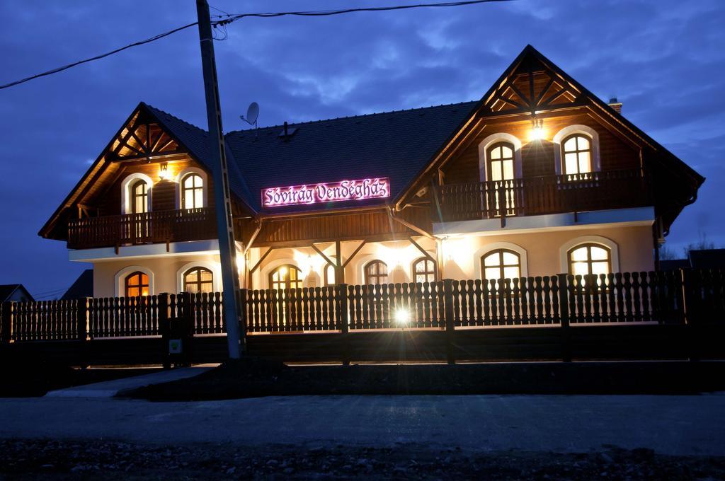 Hotel Sovirag Vendeghaz Hortobágy Exterior foto