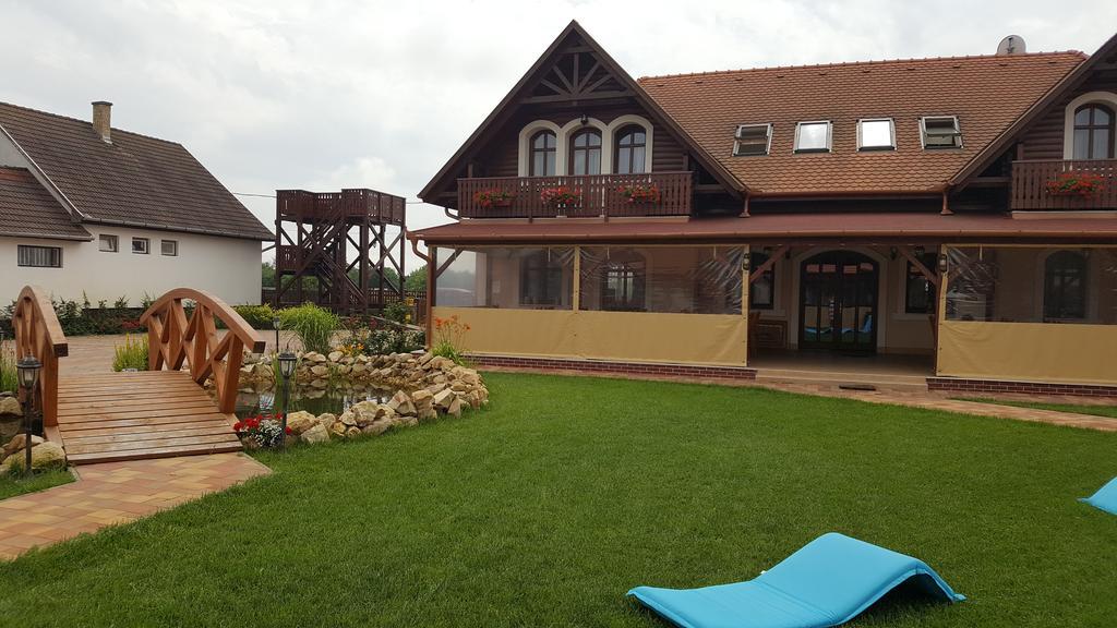 Hotel Sovirag Vendeghaz Hortobágy Exterior foto