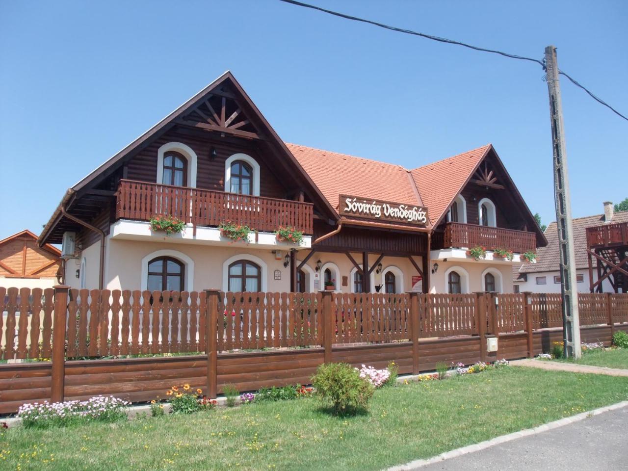 Hotel Sovirag Vendeghaz Hortobágy Exterior foto